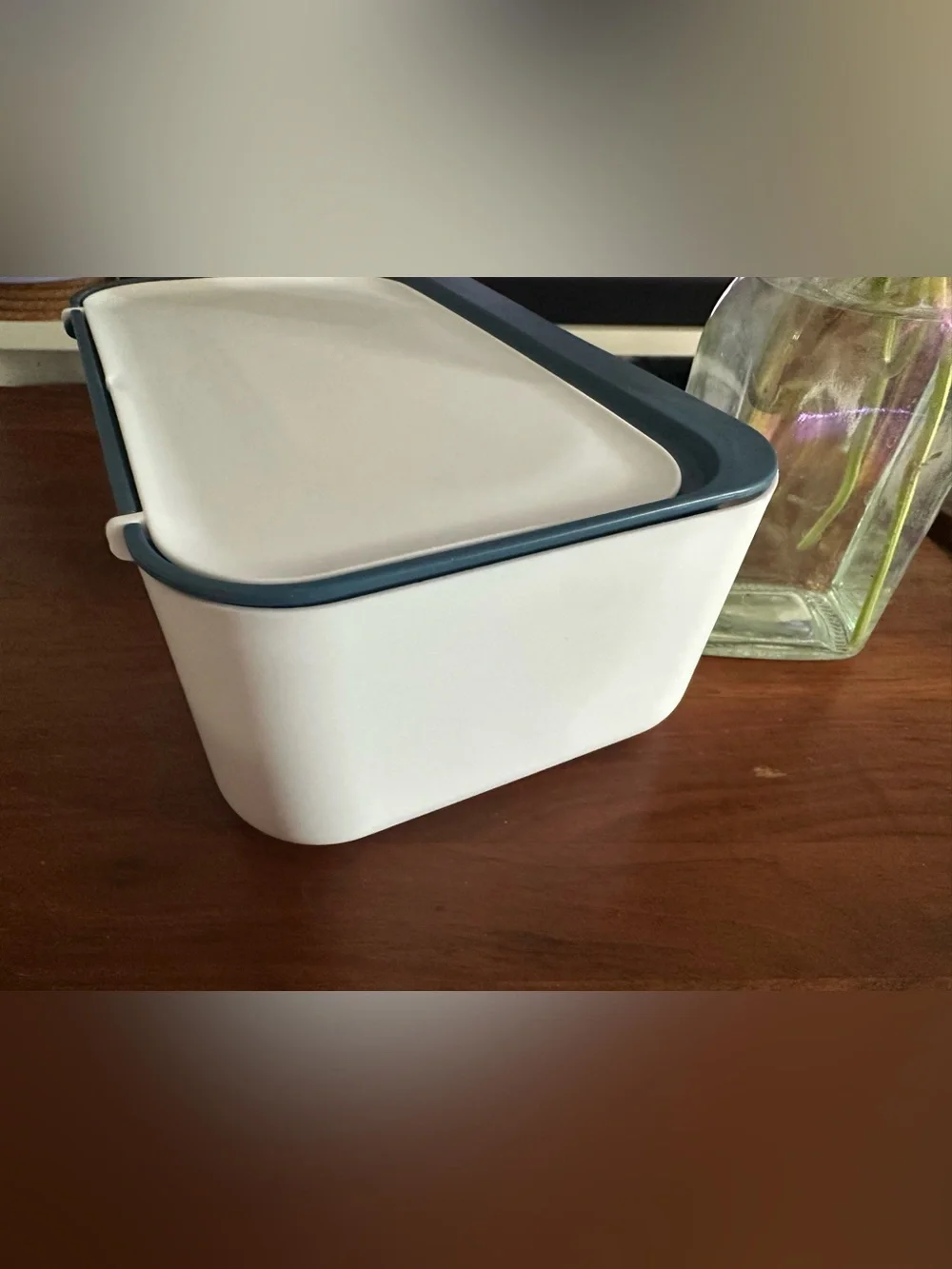 Amazon Wet Wipes Holder white blue 1 unit ⚪️
